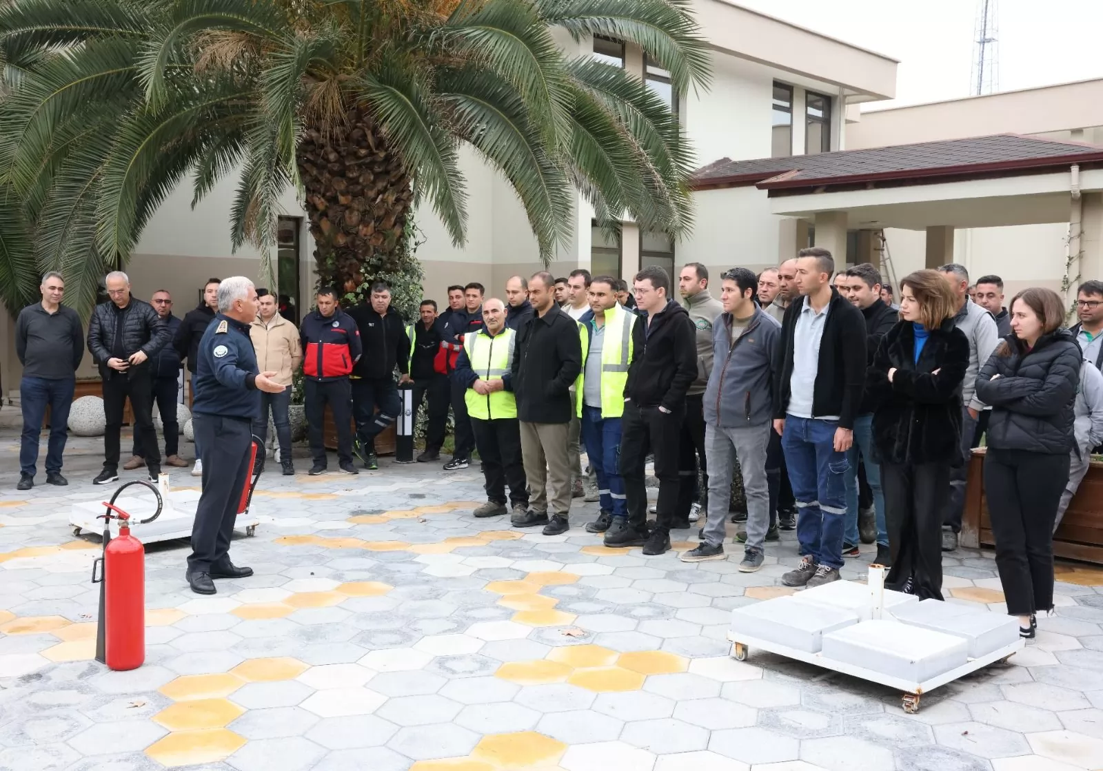 DENİZLİ OSB’DE ‘ACİL DURUM, YANGIN VE DEPREM EĞİTİMİ’ GERÇEKLEŞTİRİLDİ