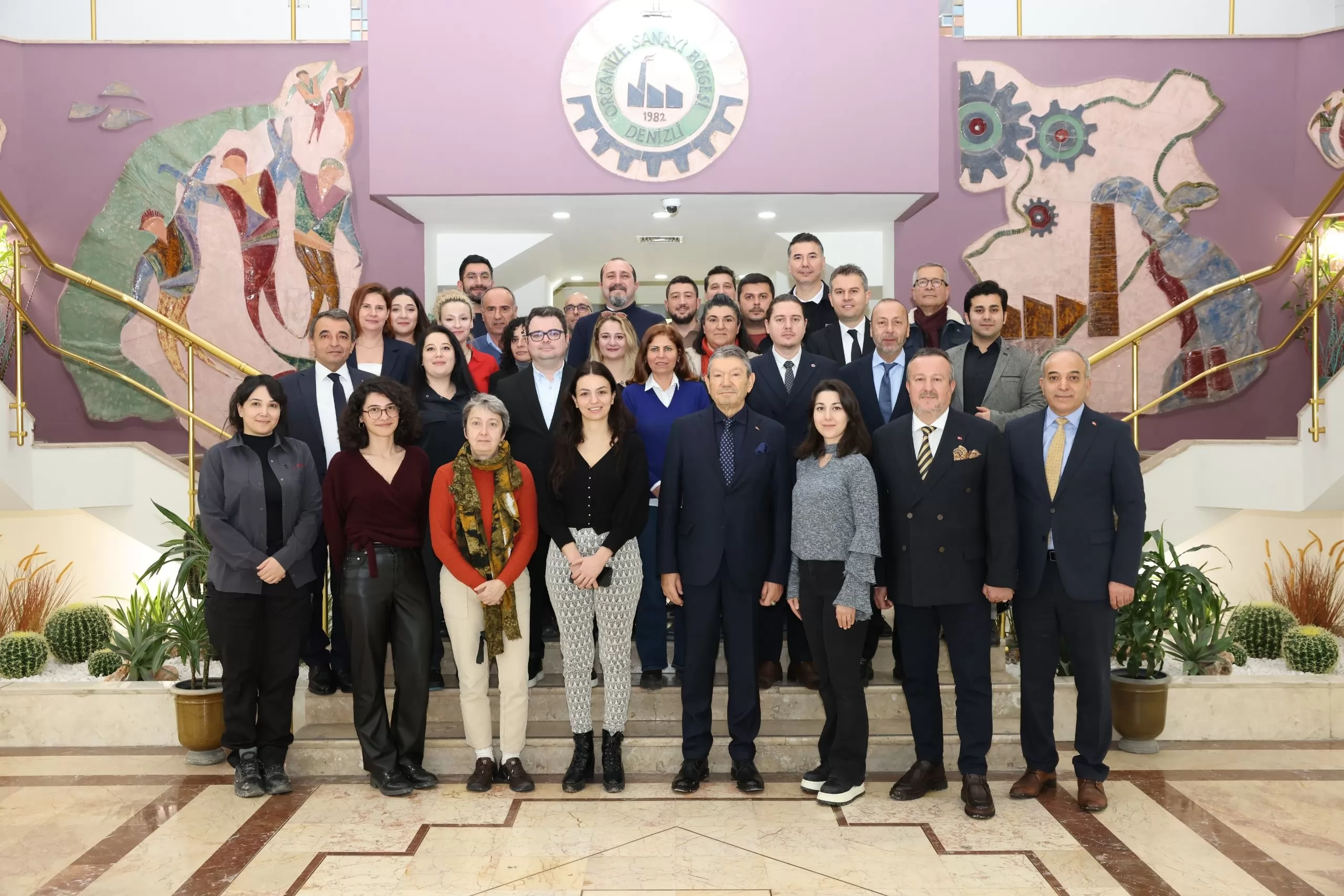 SANAYİ VE TEKNOLOJİ BAKANLIĞI VE DÜNYA BANKASI’NDAN DENİZLİ OSB’YE ZİYARET