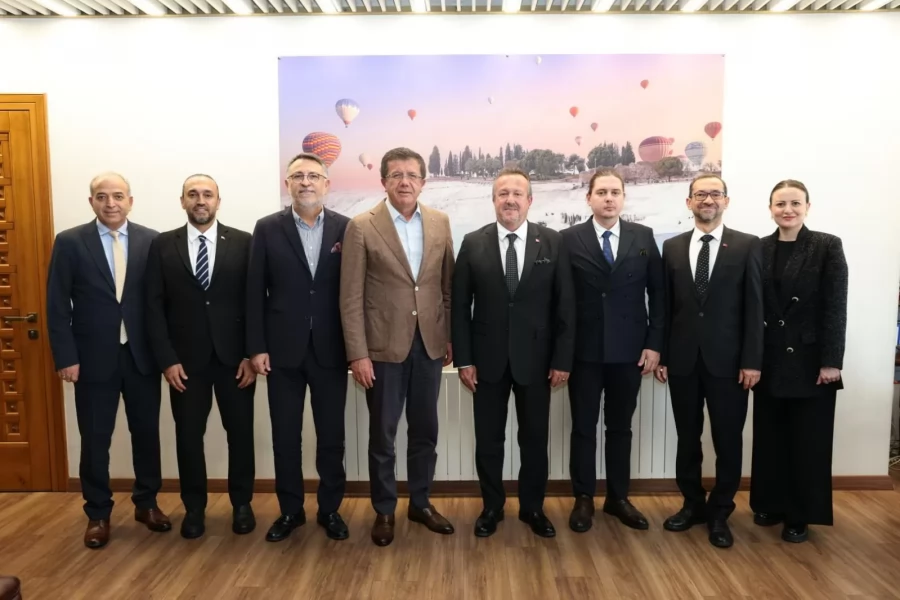 DENİZLİ OSB YÖNETİMİNDEN ÖNCEKİ DÖNEM EKONOMİ BAKANI NİHAT ZEYBEKCİ'YE ZİYARET